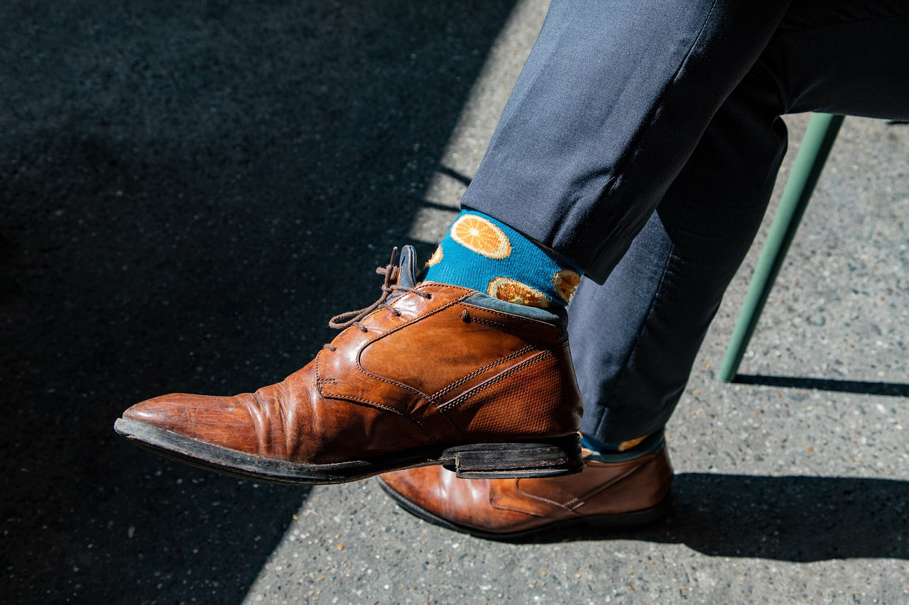How to Pairing Socks and Suits - Style Guide for the Perfect Look Ryle Menswear How to Pairing Socks and Suits - Style Guide for the Perfect Look Ryle Menswear