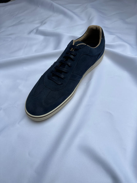 Brent Pope Evenmore trainer in French Blue, side view with cream cup sole