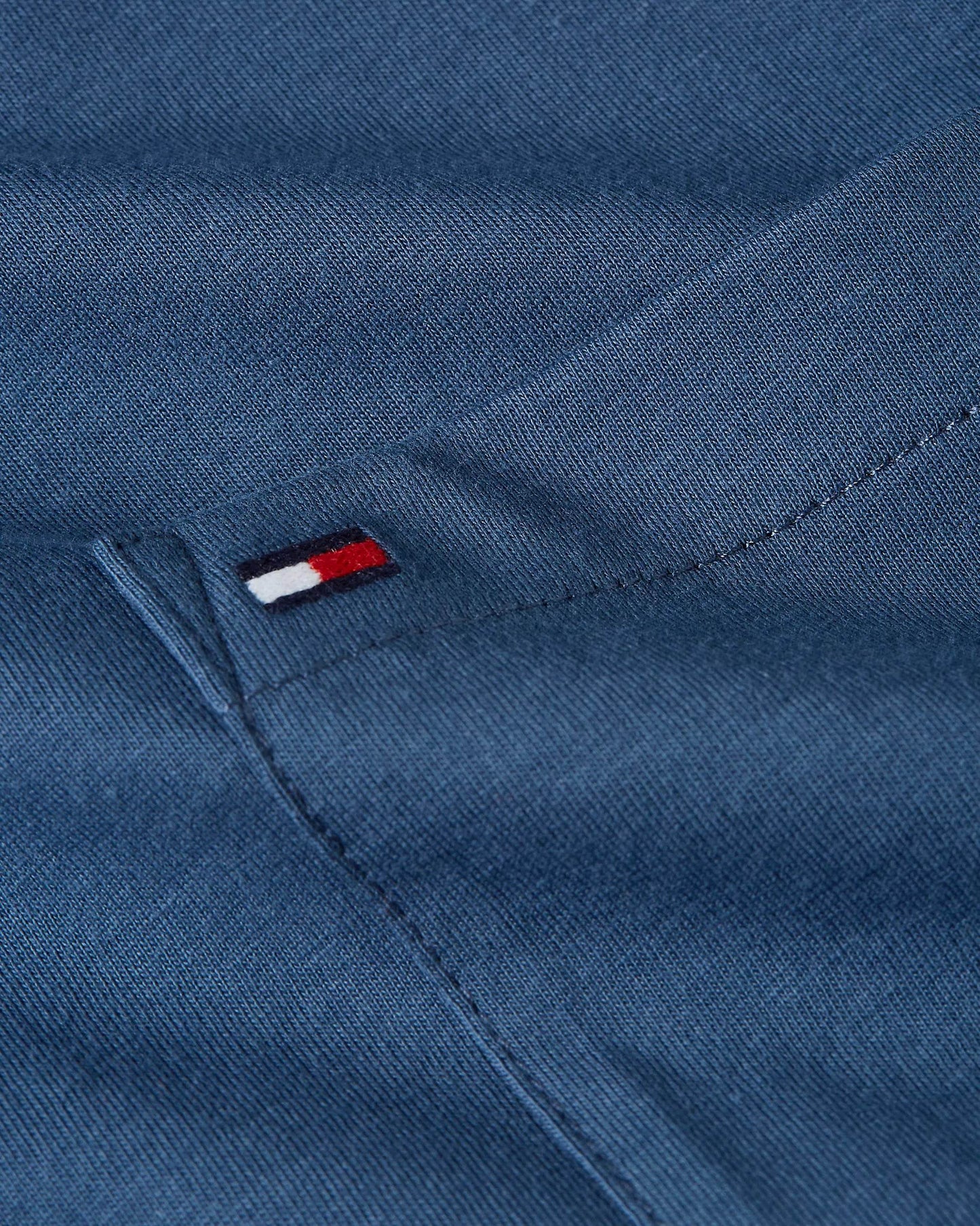 Tommy Hilfiger Crew Neck Patch Pocket T-shirt - Aegean Sea MW0MW36220DBZ_D_C4201