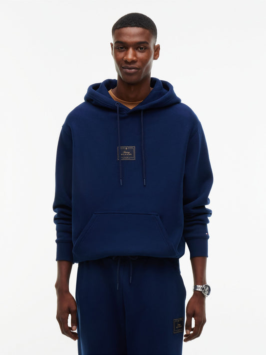Tommy Hilfiger Seasonal Graphic Badge Hoodie - Carbon Navy MW0MW45480_DCC_alternate1_ay