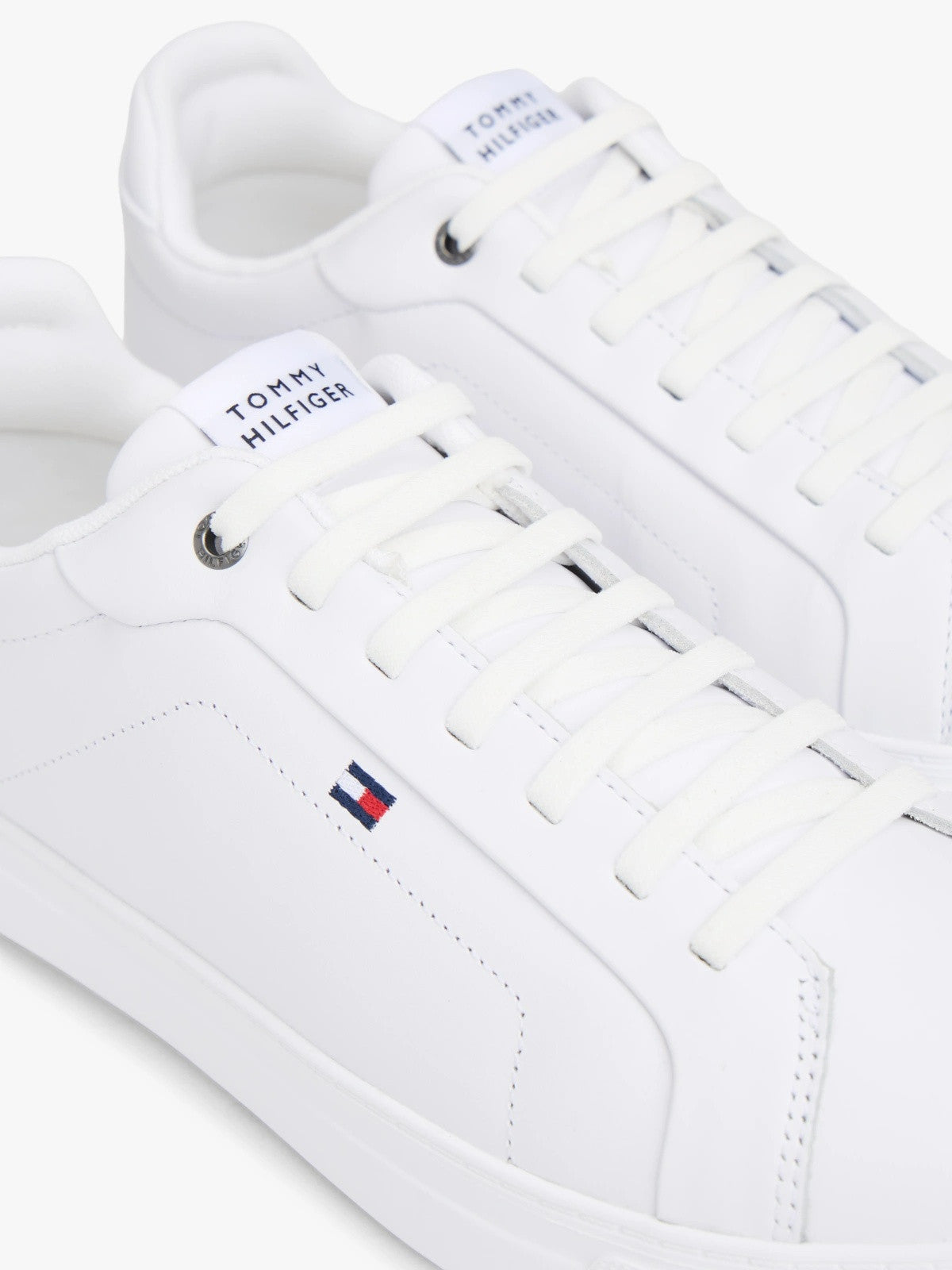 Tommy Hilfiger Hilfiger Icon Leather Court Trainers - White-WHITE 1778586539_2841_019065_WHITE_alternate