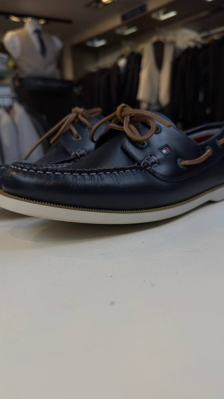 Tommy Hilfiger classic leather driving moccasins in Desert Sky navy at Ryle Menswear, Tralee