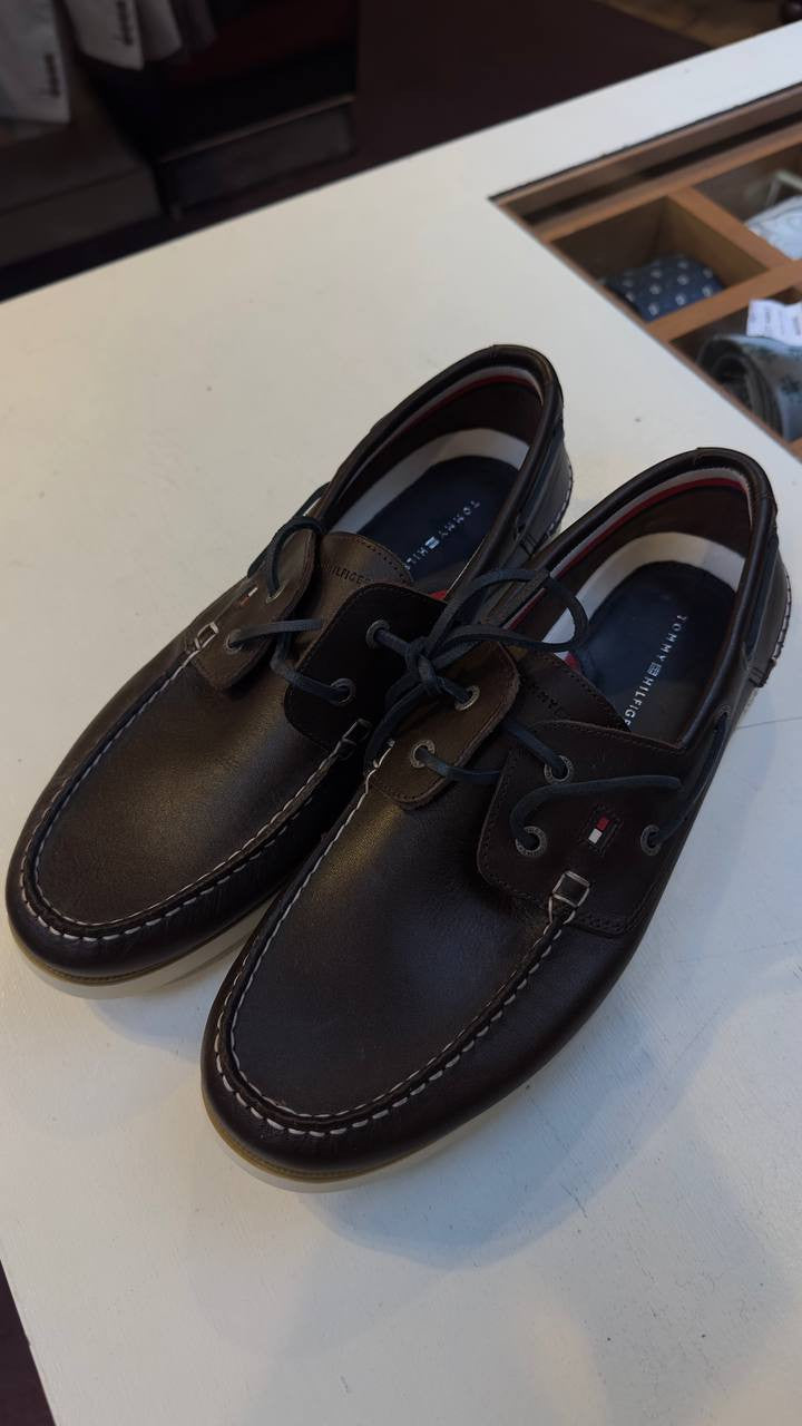 Tommy Hilfiger classic leather driving moccasins in cocoa brown at Ryle Menswear, Tralee