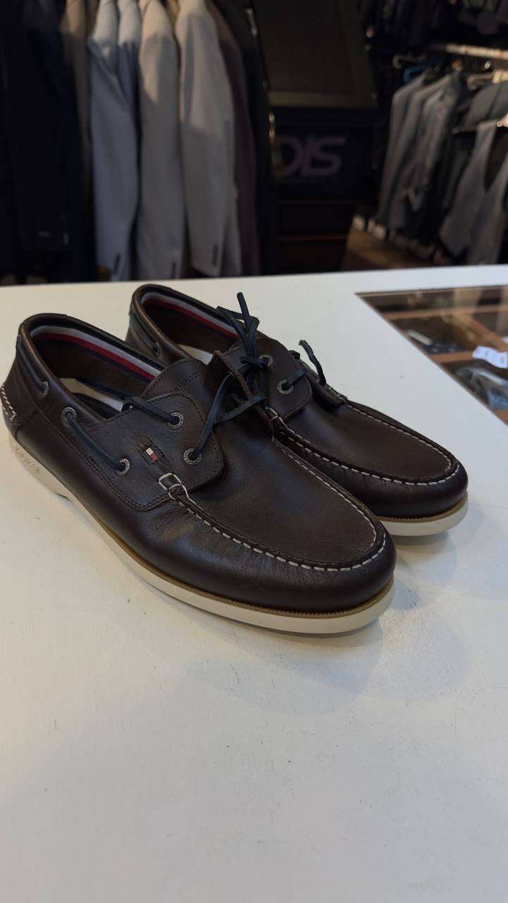 Tommy Hilfiger Classic Leather Driving Moccasins - Cocoa
