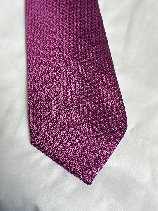 Lilac textured tie and matching pocket square at Ryle Menswear, Tralee