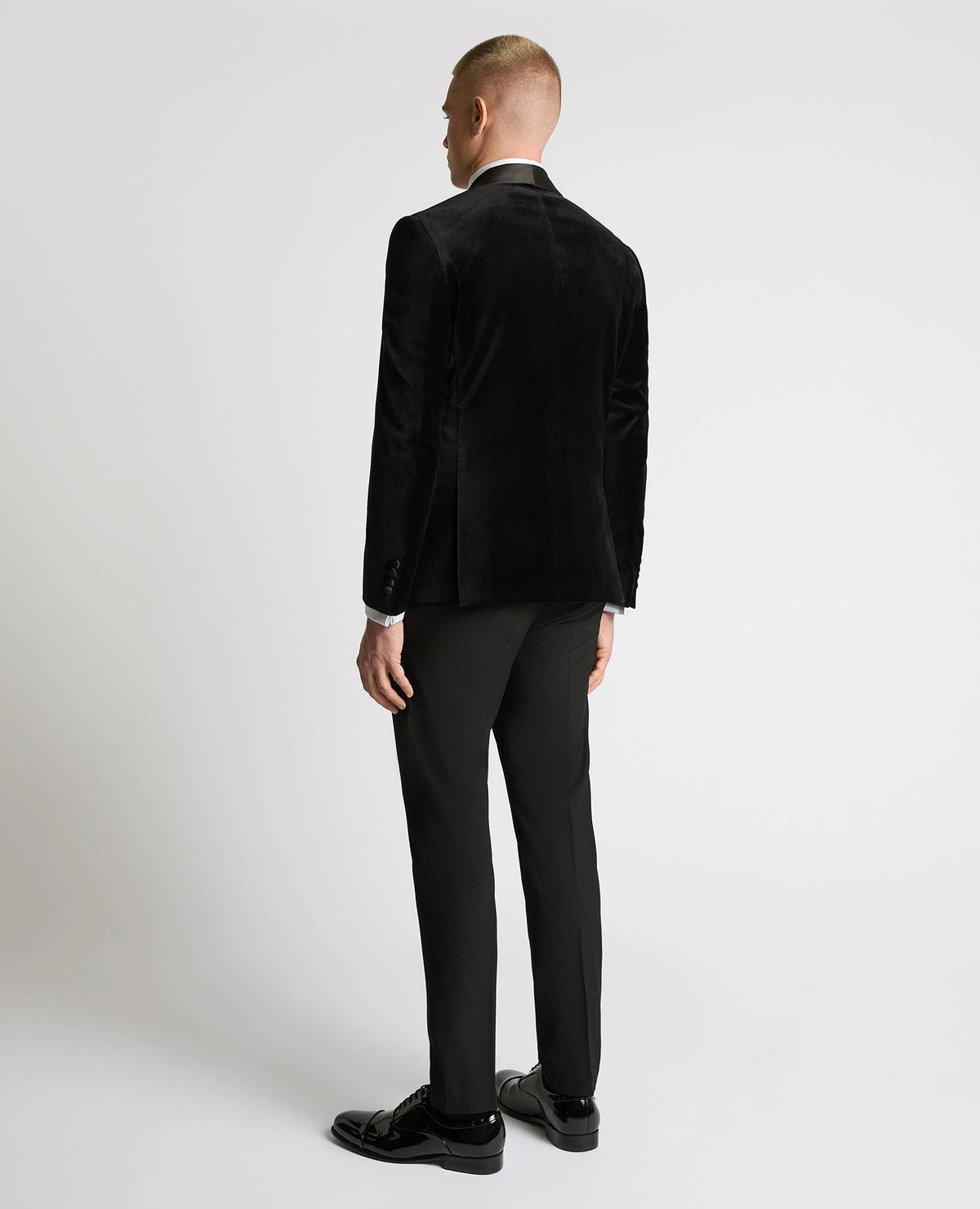 Remus Uomo Romeo J Velvet Dinner Jacket - Black 4_11855_00_03