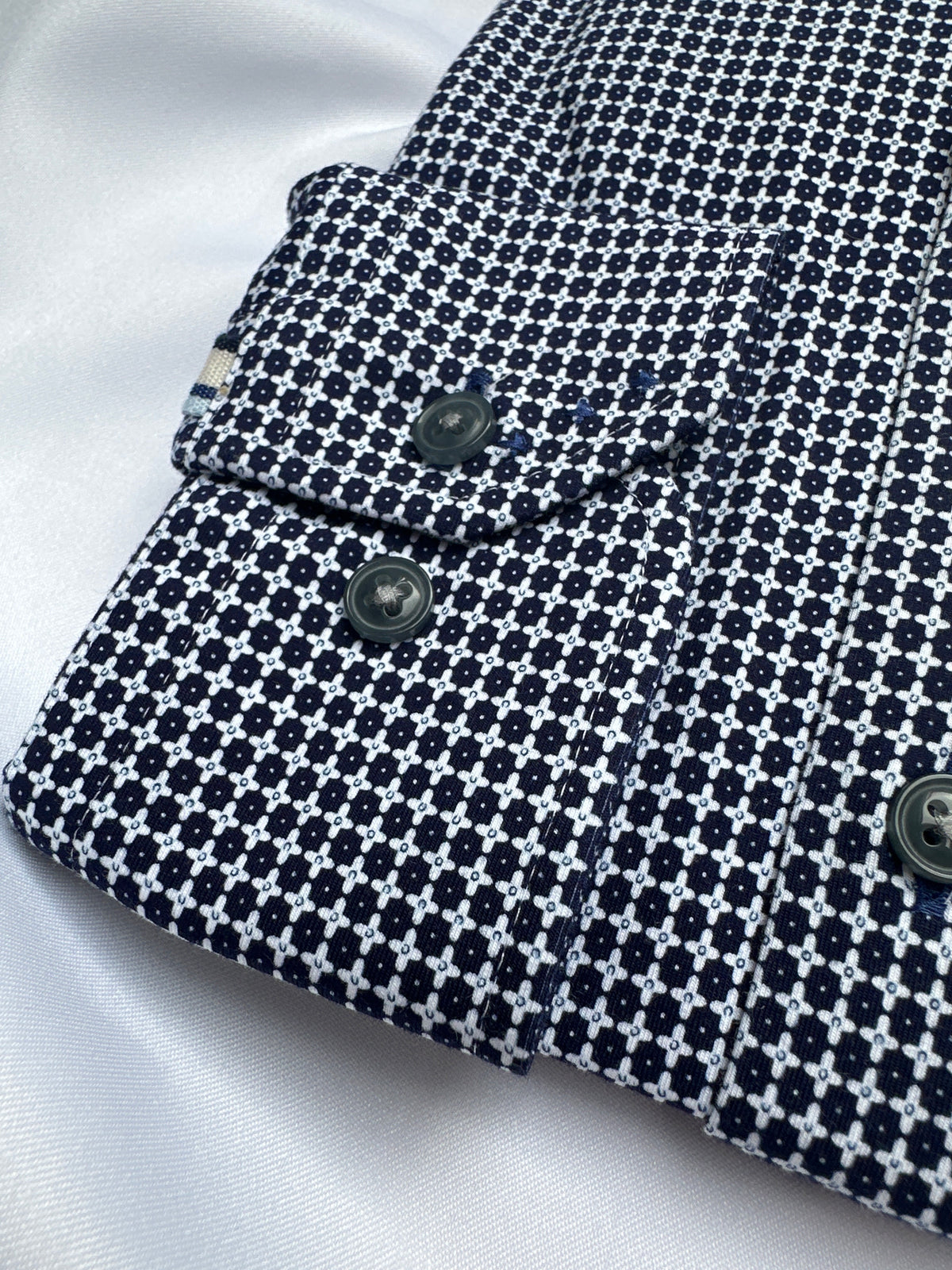 R2 Amsterdam Printed Widespread Collar Shirt - Blue 9A0BB9E1-07EE-4AC2-88E7-DBE9E432F8BF