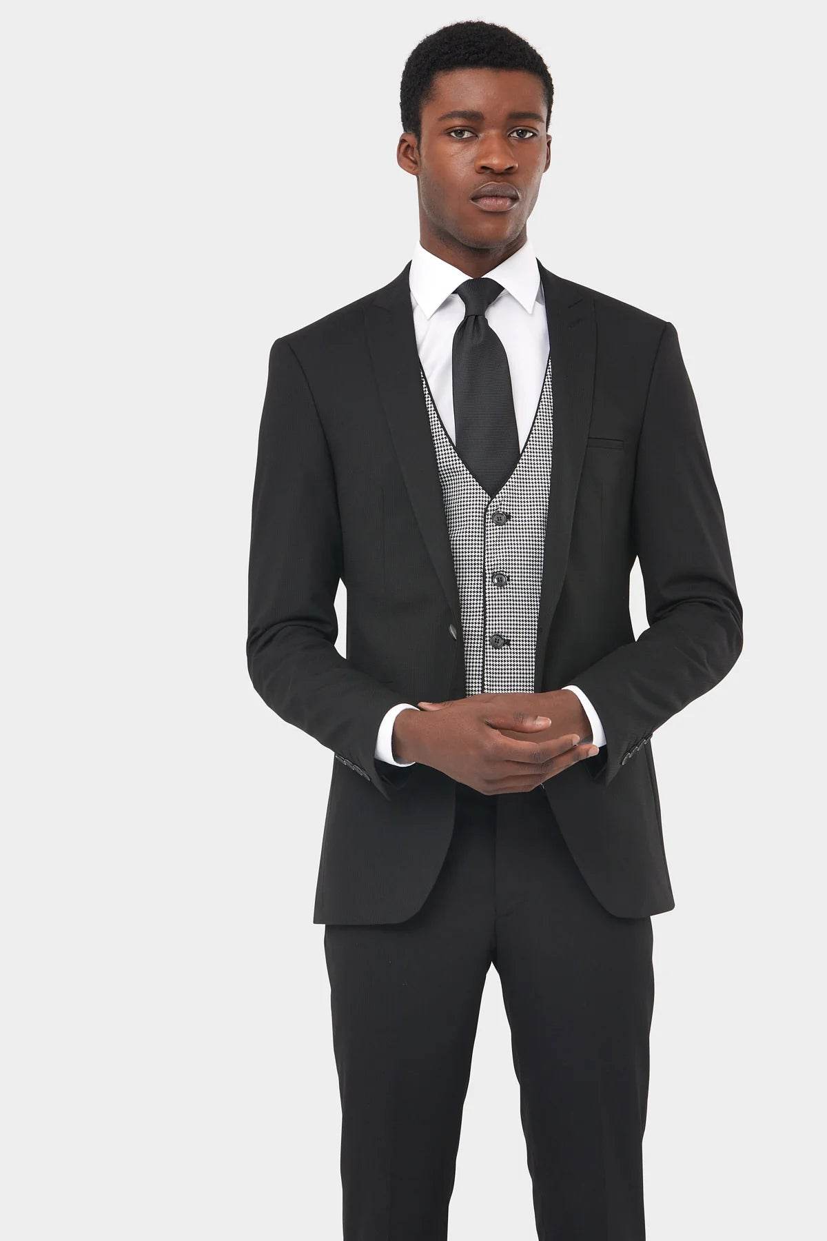 Chris Black – Ryle Menswear