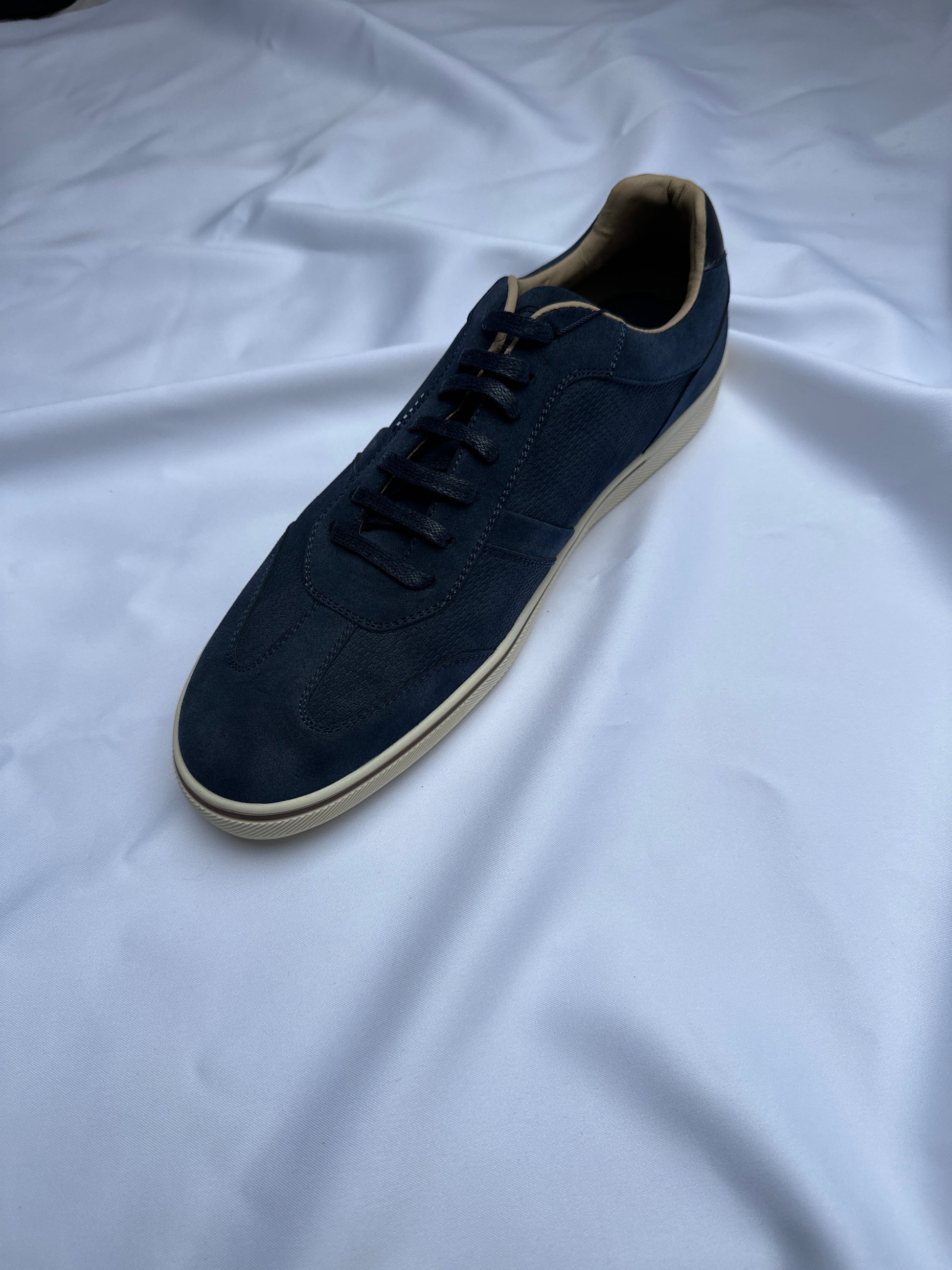 Brent Pope Evenmore trainer in French Blue, side view with cream cup sole