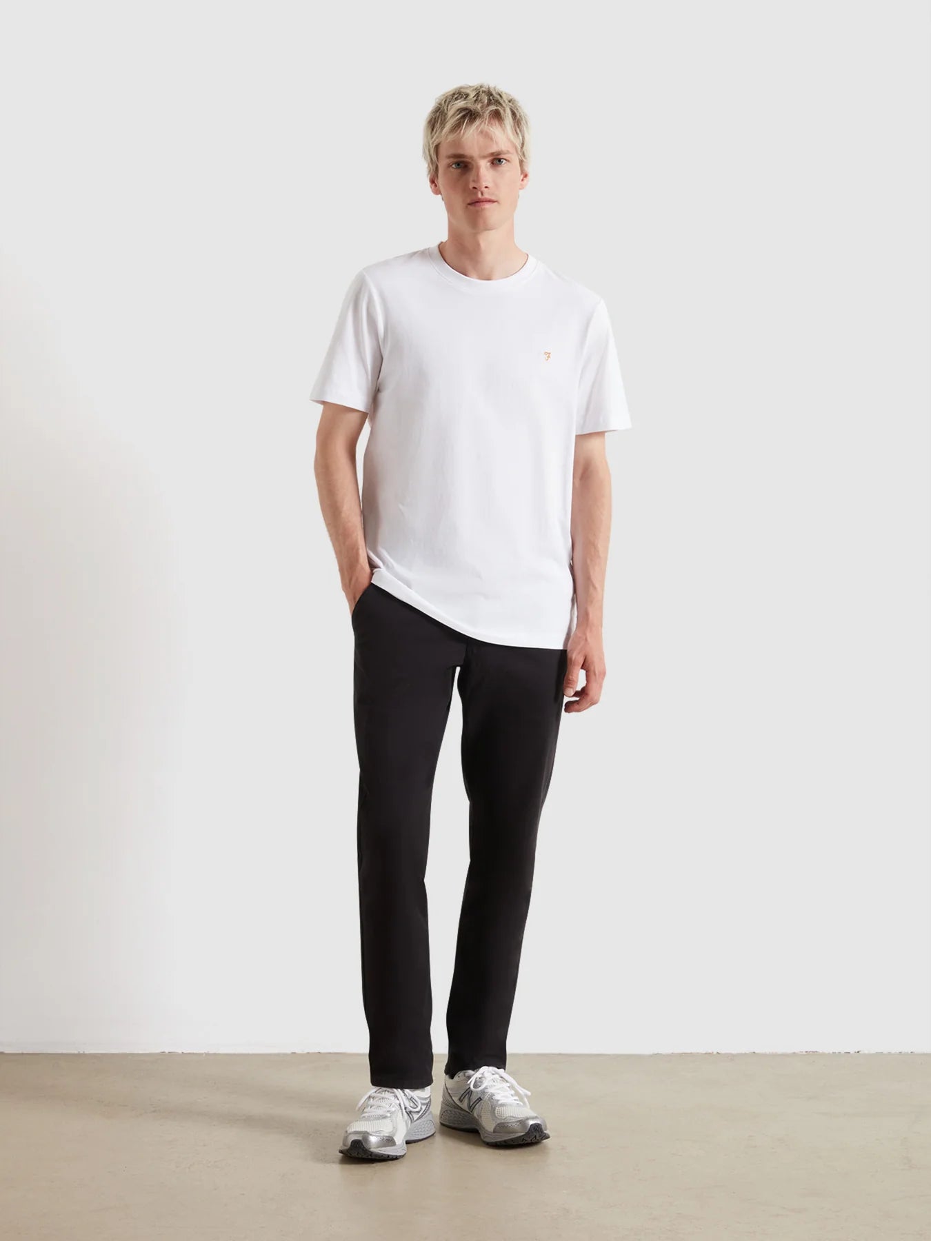 Farah Danny Regular Fit Organic Cotton T-Shirt - White F4kfd0401042