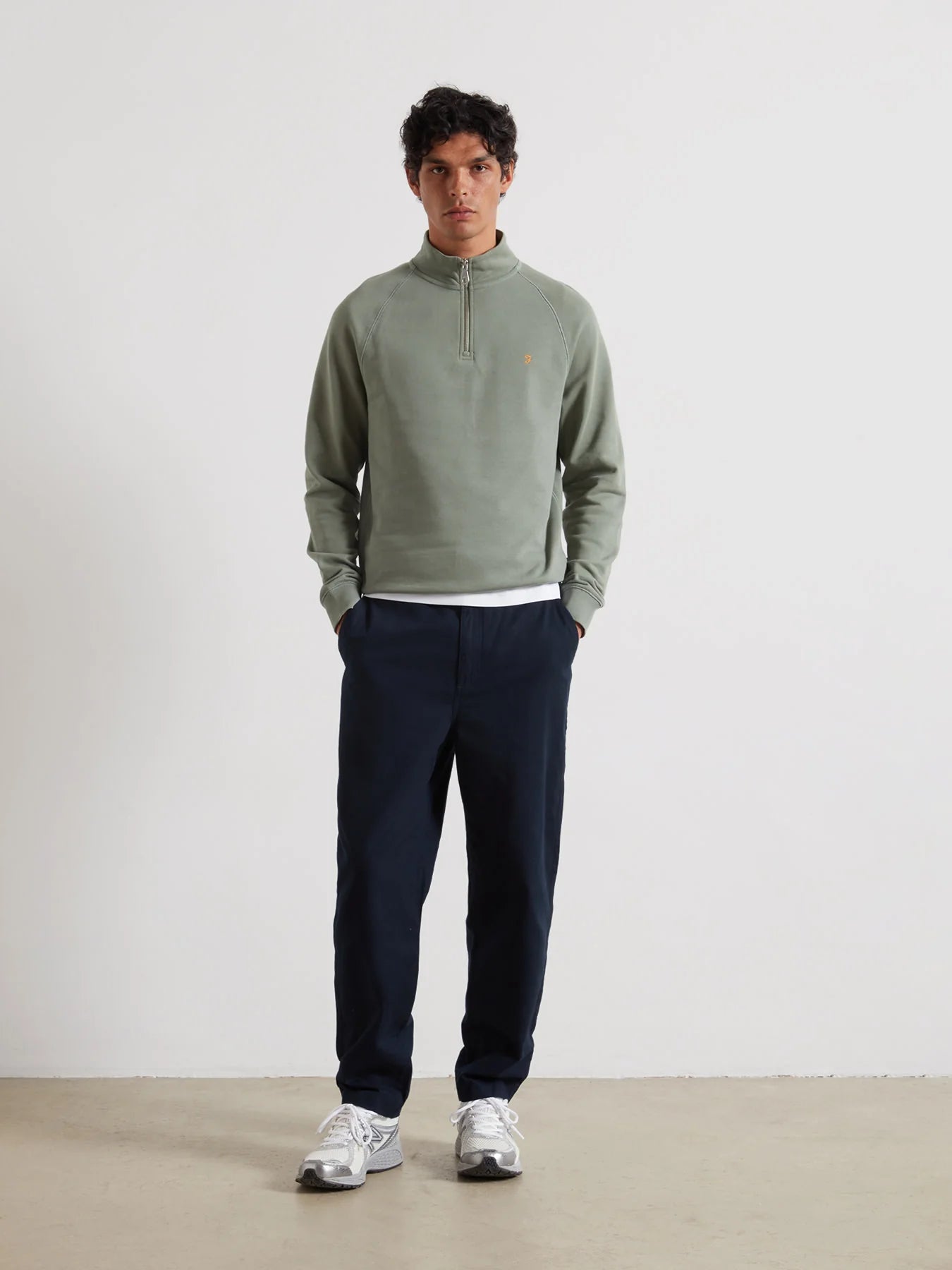 Farah Jim Organic Cotton Quarter Zip Sweatshirt - Tarragon Green F4ksb0733182