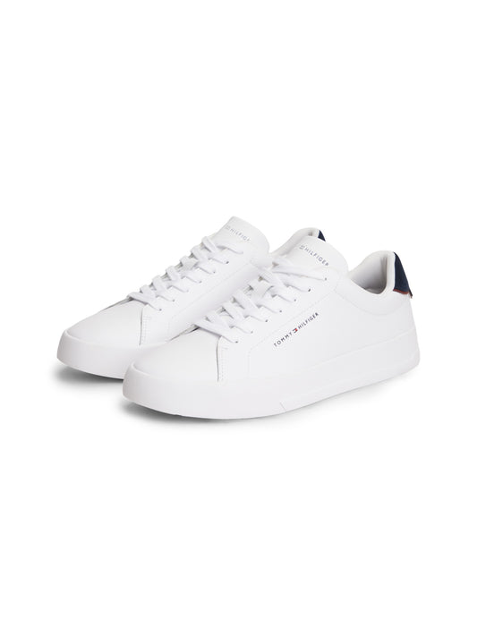 Tommy Hilfiger Logo Court Trainers With Leather - Ecru FM0FM05367_0LD_alternate1_ay