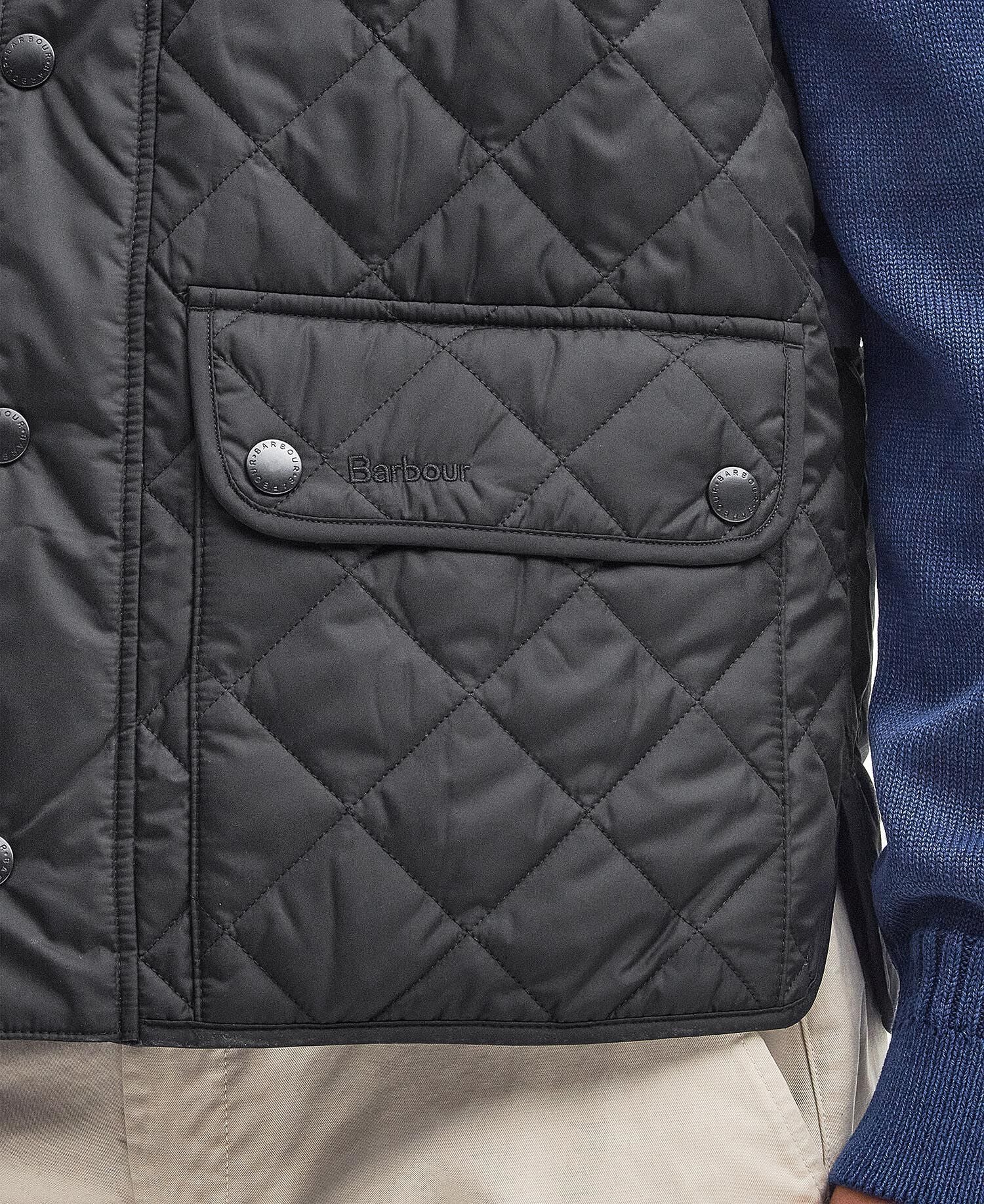 Barbour Lowerdale Gilet in Black - detail