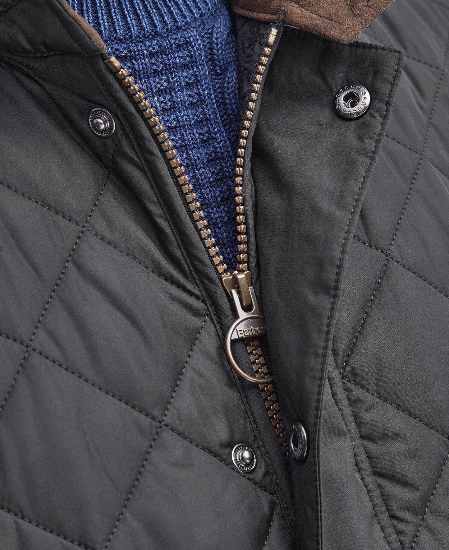 Barbour Lowerdale Gilet in Black - detail