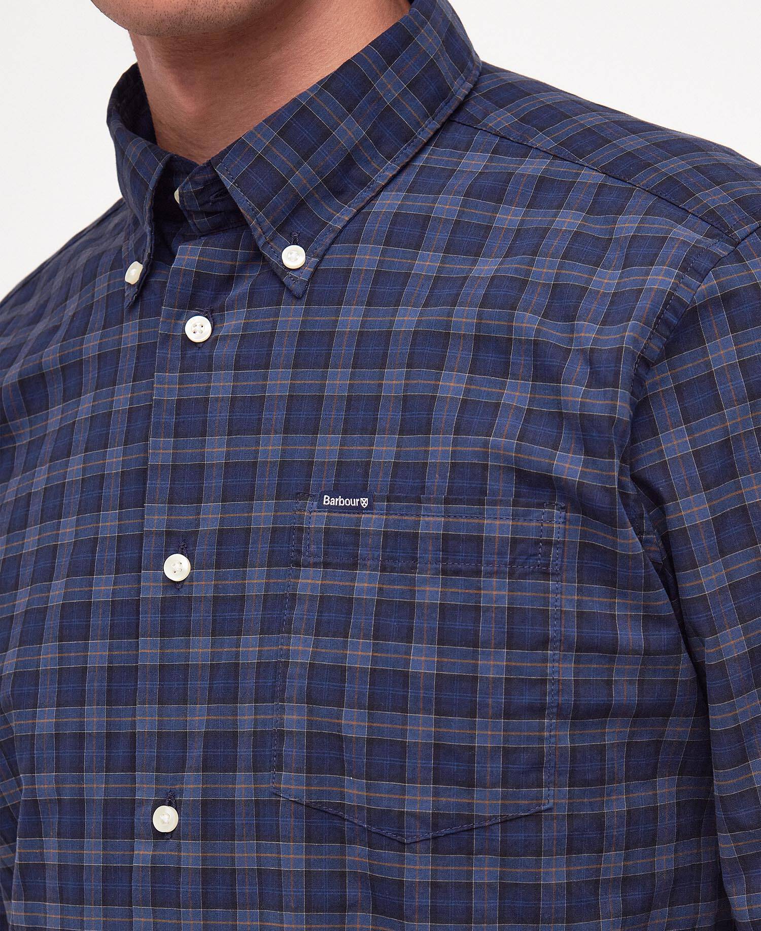 Barbour Lomond Tailored Long-Sleeved Shirt - Midnight Tartan MSH5023TN11_05detailb