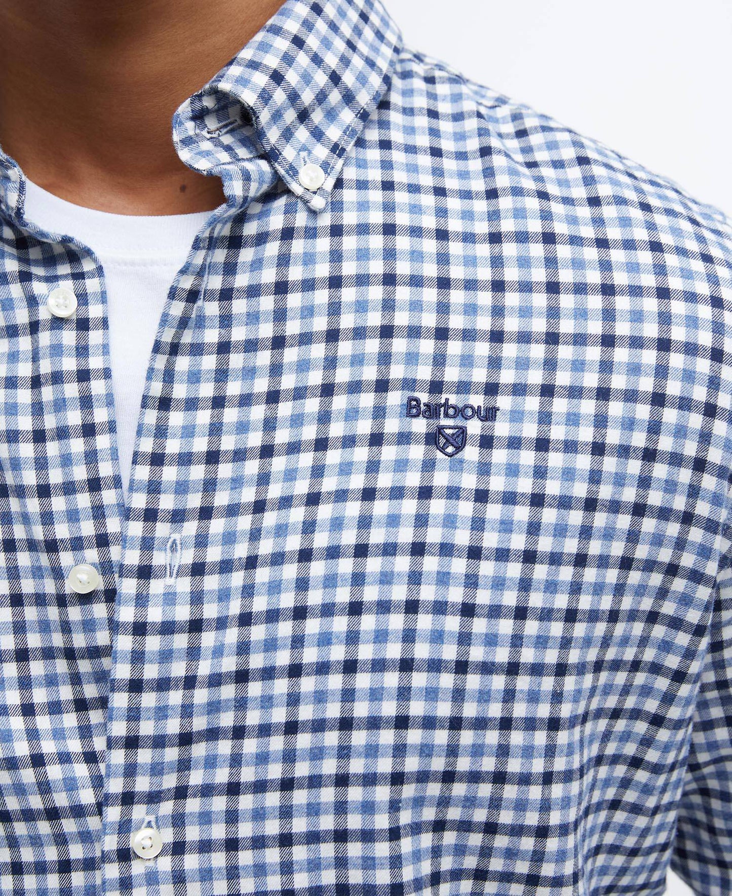 Barbour Finkle Tailored Long-Sleeved Shirt - Classic Navy MSH5242NY91_05detailb