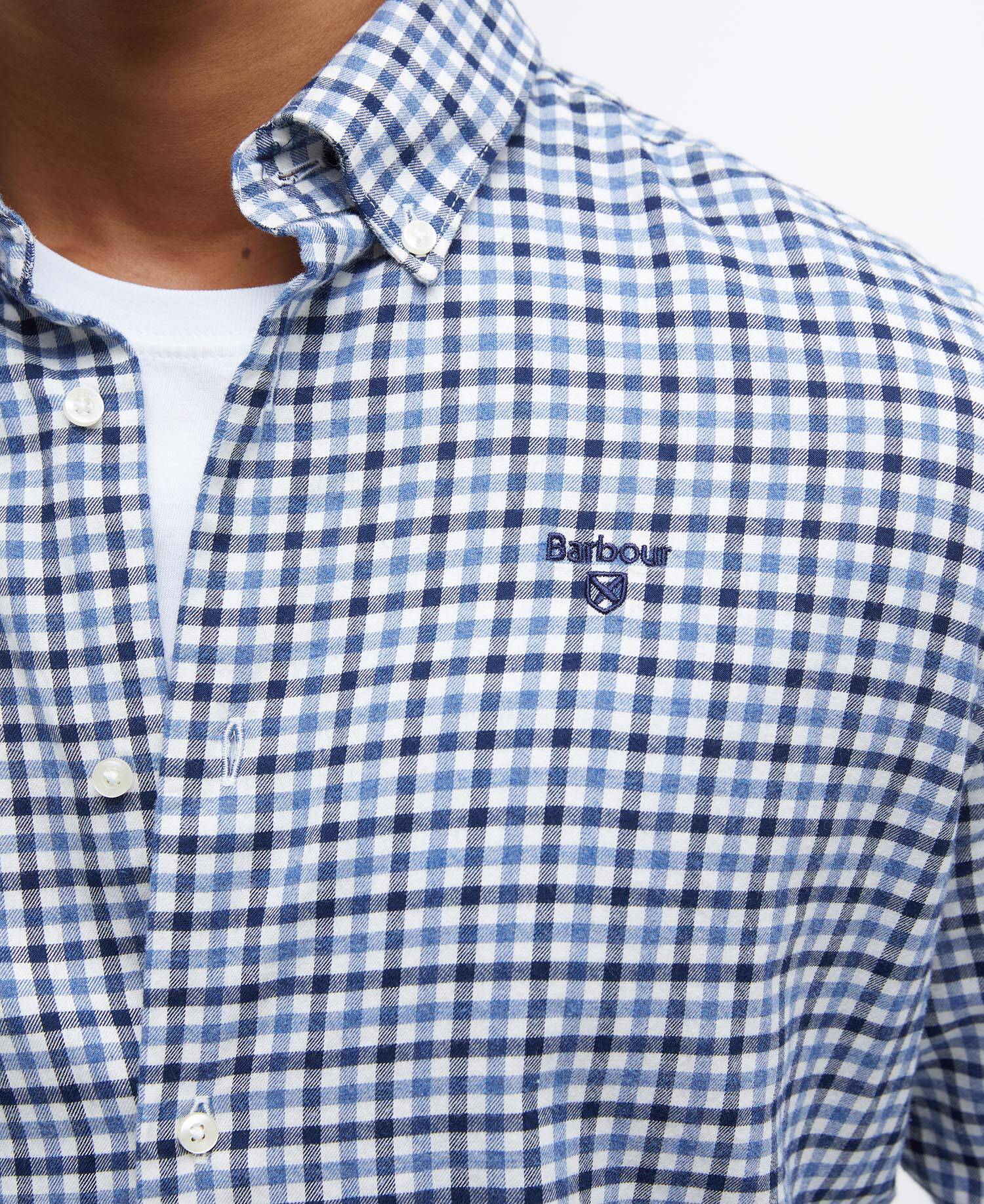 Barbour Finkle Tailored Long-Sleeved Shirt - Classic Navy MSH5242NY91_05detailb