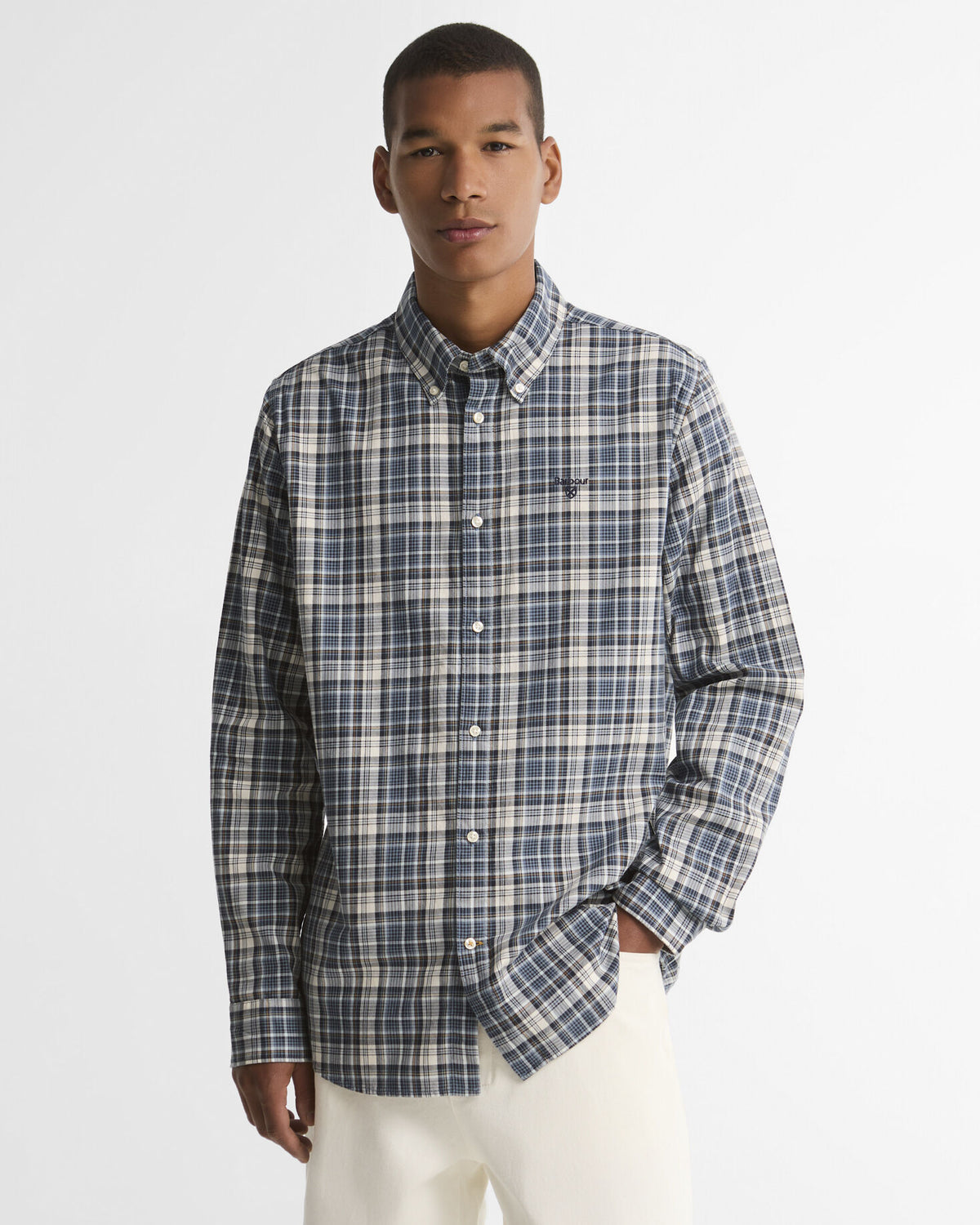 Barbour Mosswood Tailored Long-Sleeved Shirt in Navy - front