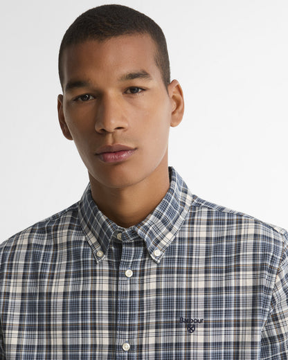 Barbour Mosswood Tailored Long-Sleeved Shirt in Navy - detail