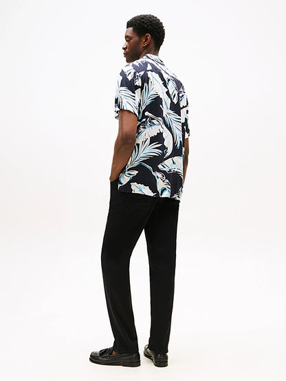 Tommy Hilfiger Lightweight Regular Fit Tropical Short Sleeve Shirt - Black / Allover MW0MW39449_0GJ_alternate3