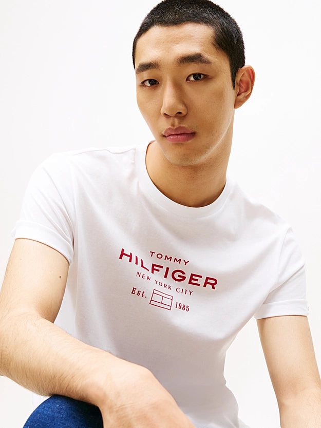 Tommy Hilfiger Graphic Logo Crew Neck T-Shirt - White MW0MW40002_YBR_alternate1
