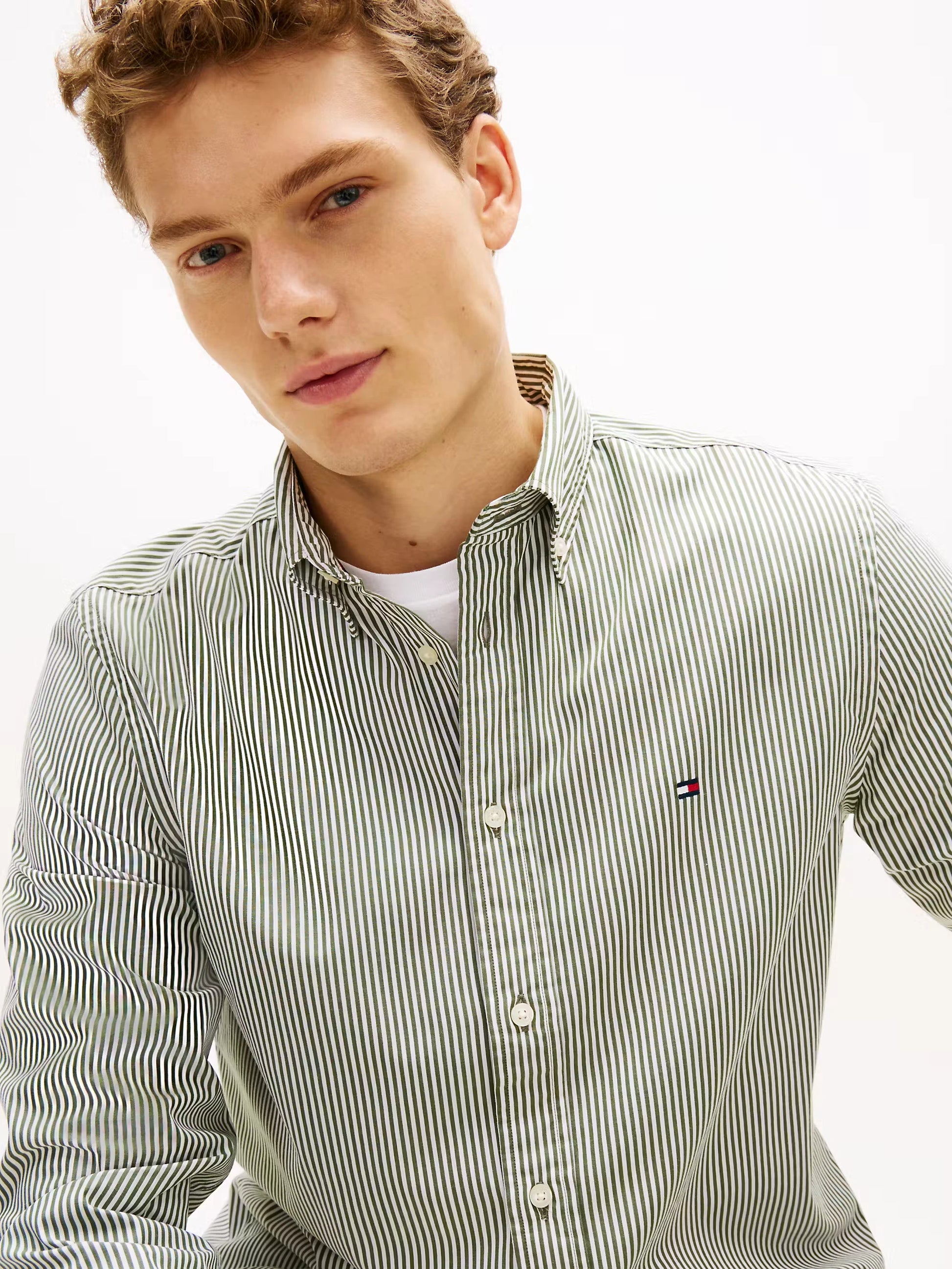 Tommy Hilfiger TH Flex Regular Fit Stripe Shirt - Mountain pine MW0MW41403_0CD_alternate2_ay