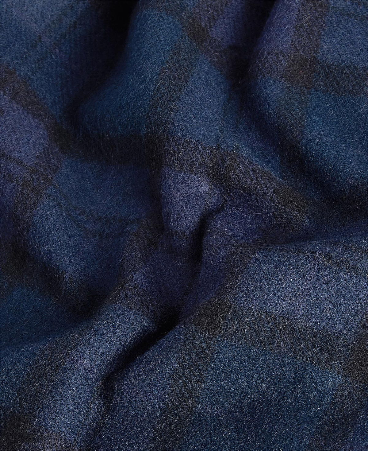 Barbour Tartan Lambswool Scarf in Navy - fabric detail