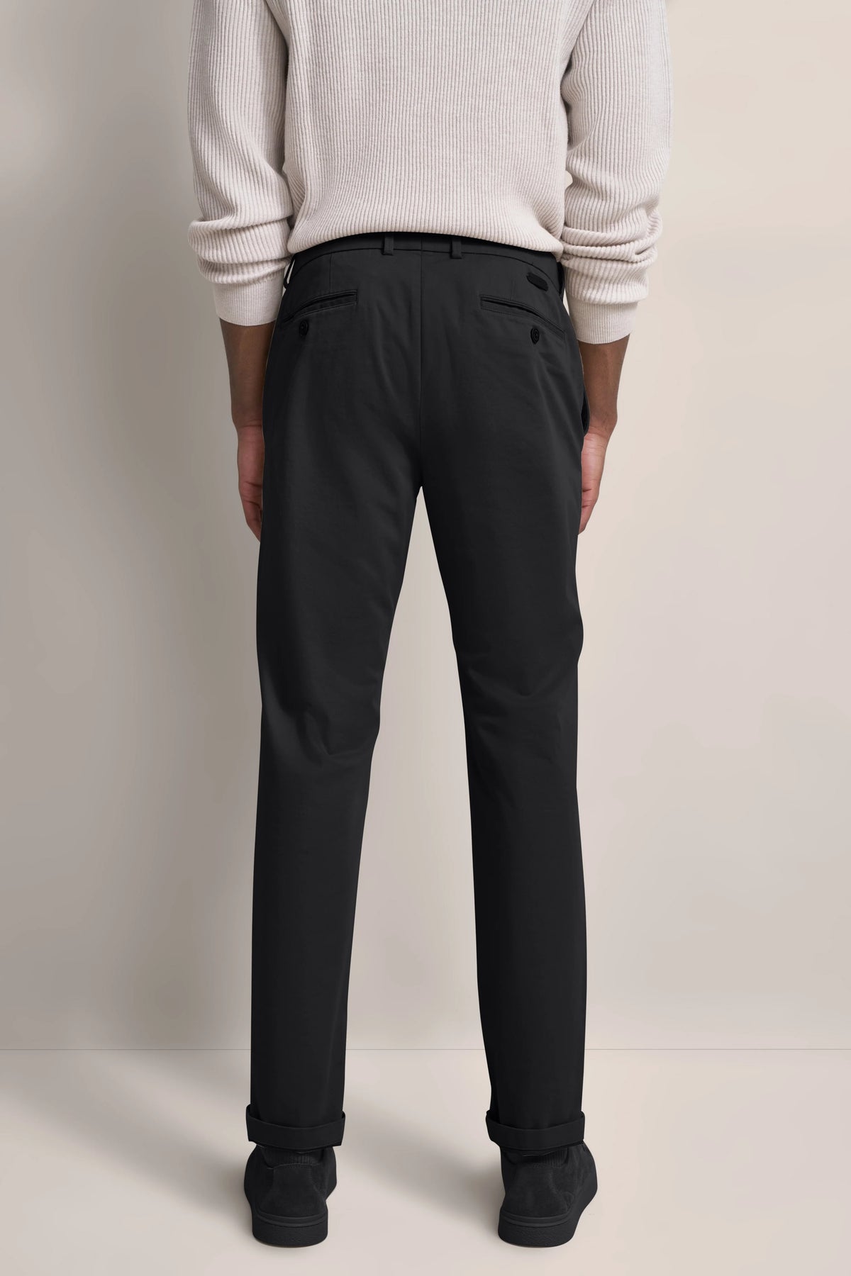 Bugatti 4220 Flat-Front Chinos - Black bug_4220_16224_290_model-b