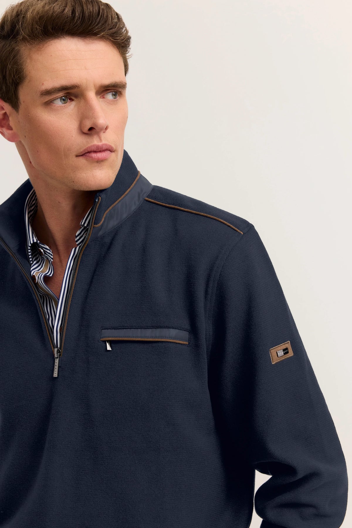 Bugatti 8500 Troyer-Collar Sweat Jacket - Navy bug_8500_25050F_390_add3_0772