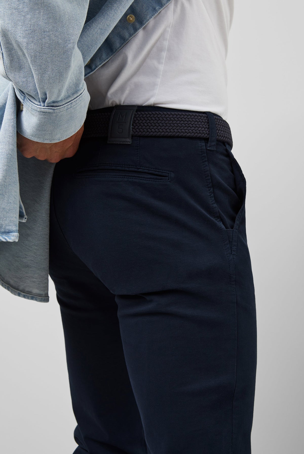 Meyer M5 Organic Cotton Chino - Navy meyer_hw21_M5-Chino_6001_19_detail_19