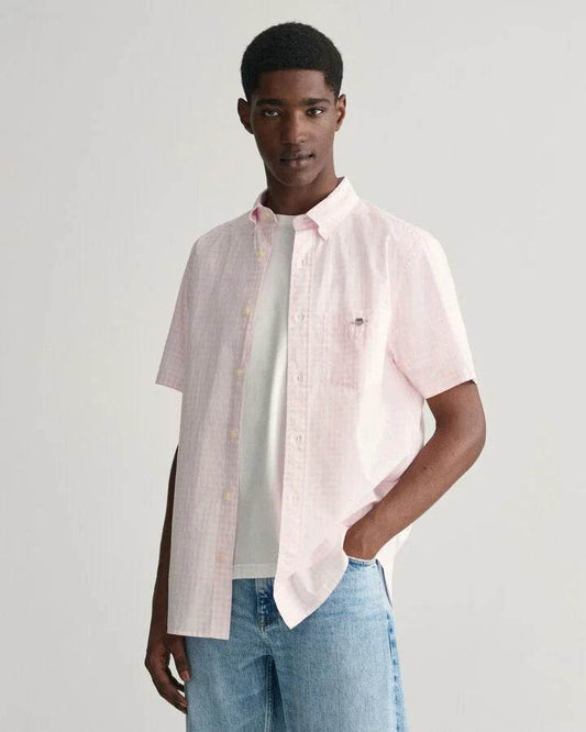 GANT Regular Fit Gingham Poplin Short Sleeve Shirt - Light Pink time__1706535315__202401-3000121-662-model-fv-1