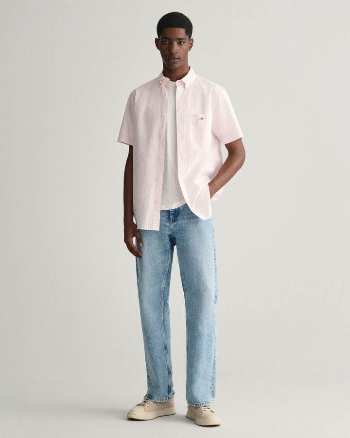 GANT Regular Fit Gingham Poplin Short Sleeve Shirt - Light Pink time__1706535333__202401-3000121-662-look-fv-1