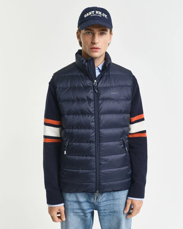 Gant Light Down Vest - Evening Blue time__1746565842__202503-7006527-433-model-fit-1