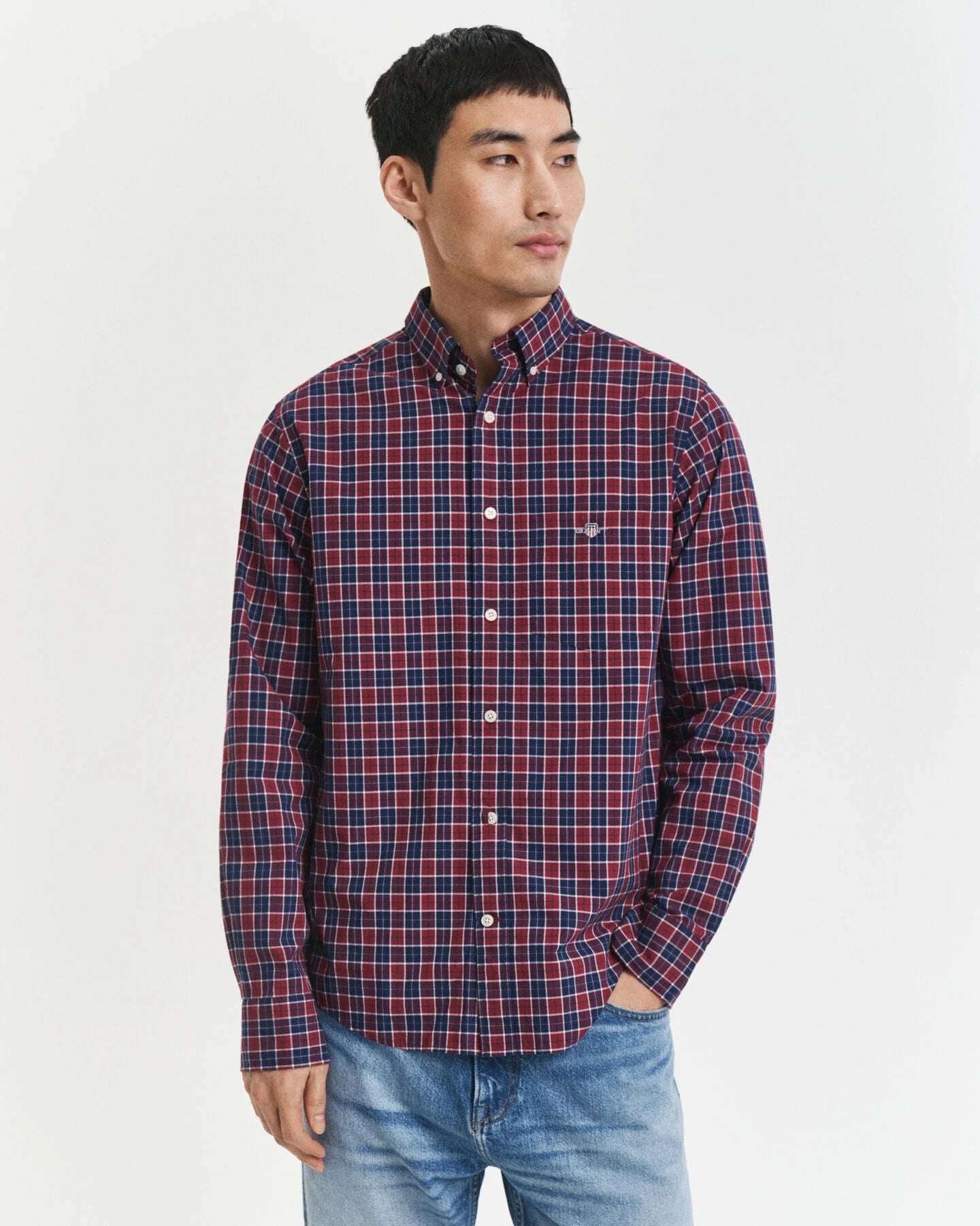 Gant Regular Fit Checked Classic Poplin Shirt - Plumped Red time__1749744311__202503-3250213-604-model-fit-1