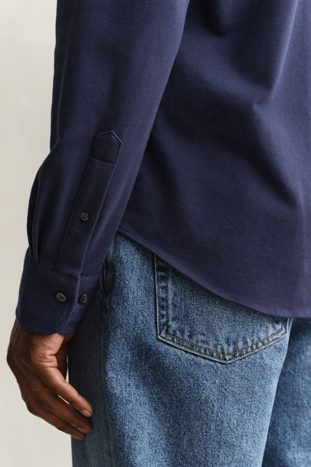 GANT Jersey Stretch Piqué Shirt - Marine time__1770815709__202602-3250271-410-crmodel-fv-2