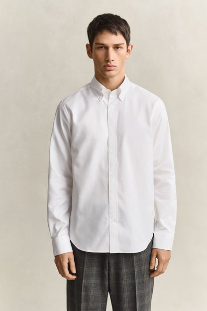 GANT Twill Dress Shirt - White time__1773669306__202602-3262032-110-model-fit-1