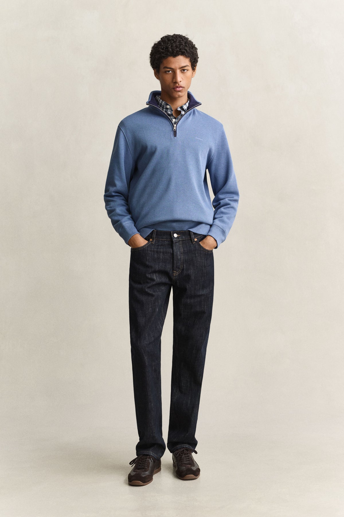 GANT Sacker Rib Half-Zip Sweatshirt time__1778144413__202603-2067160-476-look-fv-1