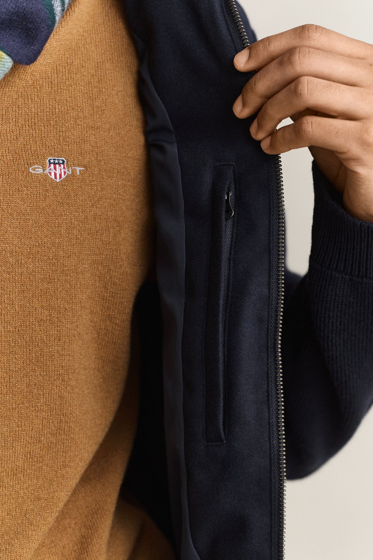 GANT Hybrid Insulated Flannel Jacket - Evening Blue time__1778145324__202603-7006647-433-crmodel-fv-4