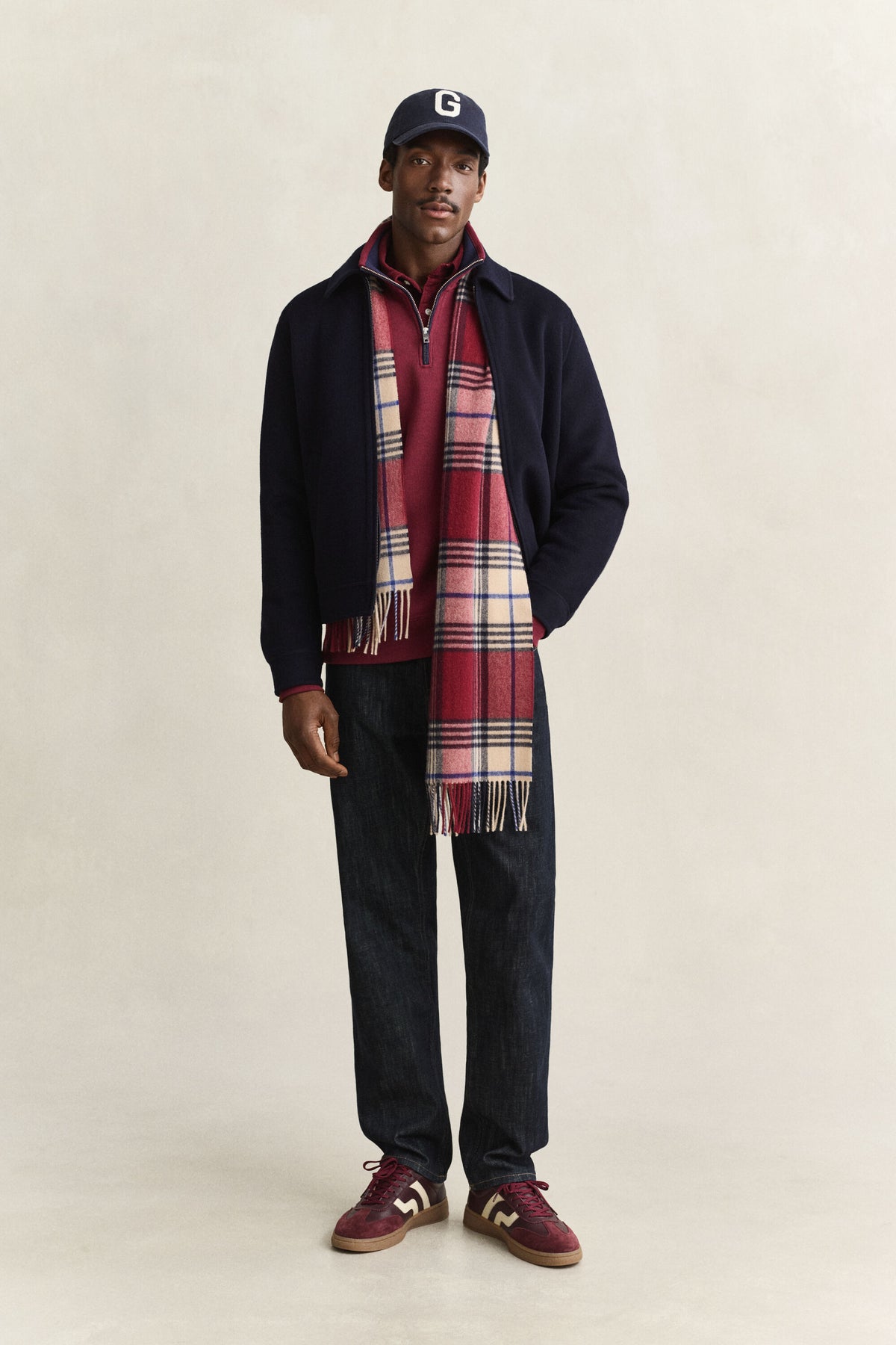 GANT Sacker Rib Half-Zip Sweatshirt time__1779971723__202603-2067160-676-look-fv-1